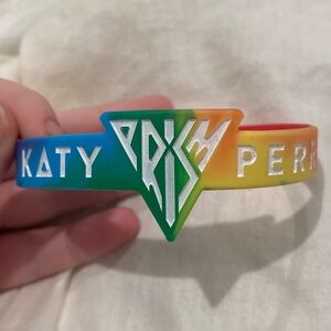 Katy Perry The Prismatic World Tour 2014 Rainbow Prism Wristband Merchandis